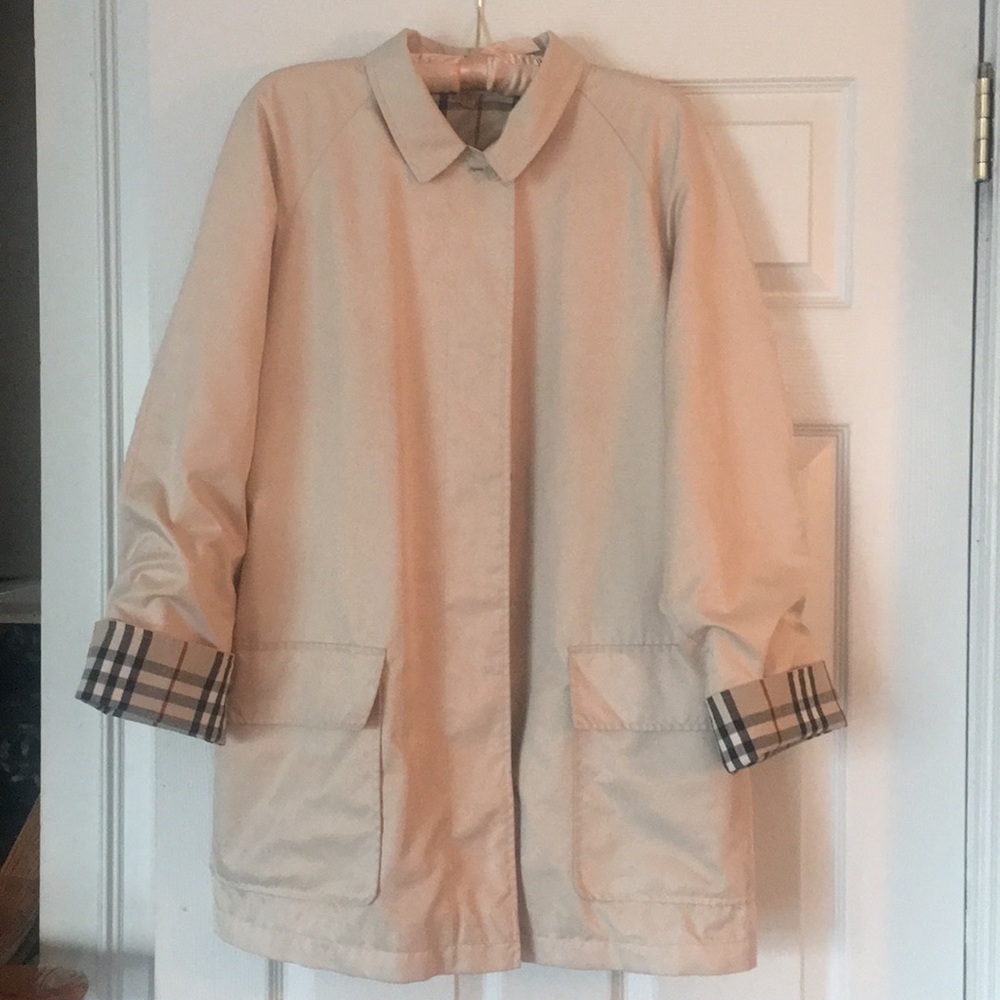 Burberry Rain Jacket ☔️